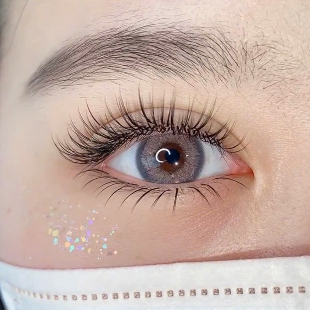 Classic Lash Extension Style